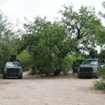 Continúa resguardo militar en Los Longoria; familias exigen avances en investigación