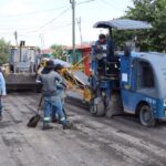 Programa de rehabilitación de pavimentos y bacheo llega a la colonia La Cima